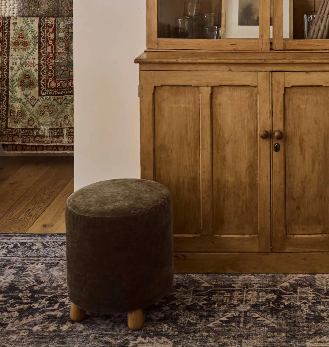 Tocho Footed Stool