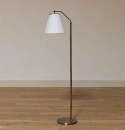 Toyopa Floor Lamp