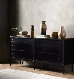 Vaughn Dresser
