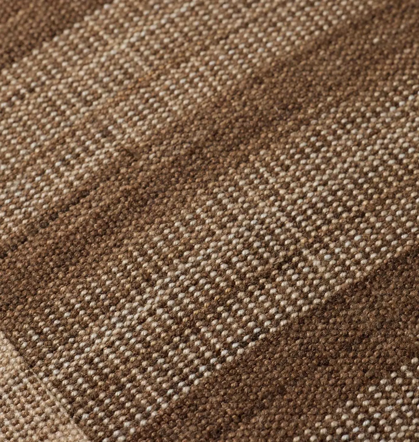 Vespera Pillow Brown / Multi 18" x 18"