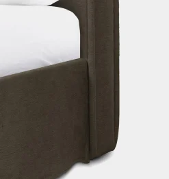 Wyndham Bed