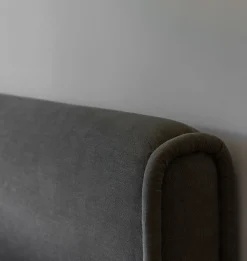 Wyndham Bed