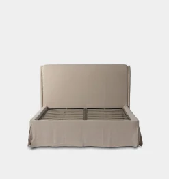 Wyndham Bed